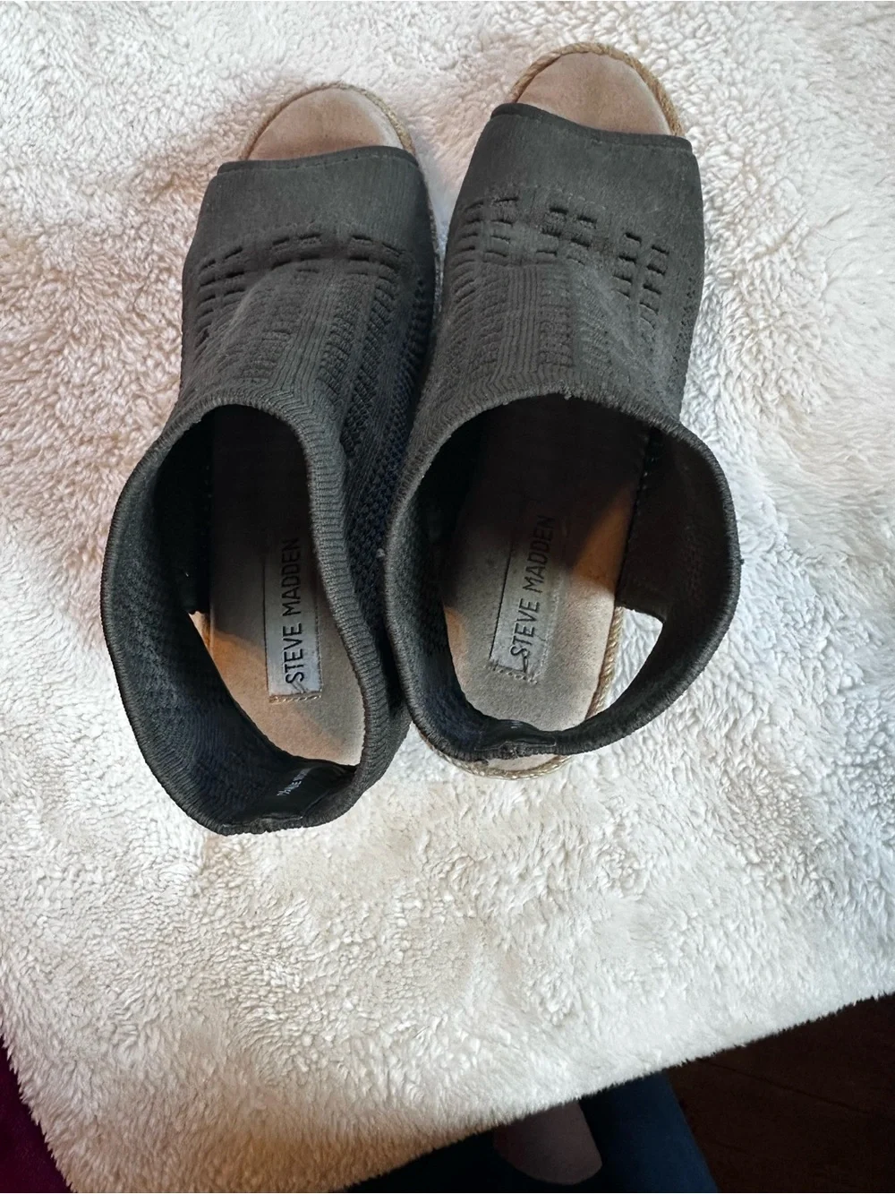 Steve Madden comfortable knit